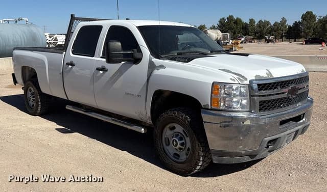 Image of Chevrolet 2500HD equipment image 2