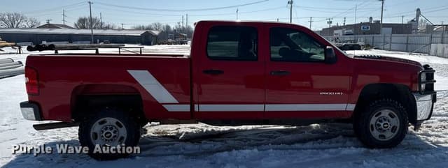 Image of Chevrolet 2500HD equipment image 3