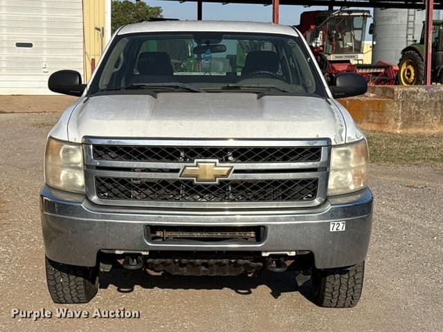 Image of Chevrolet 2500HD equipment image 1