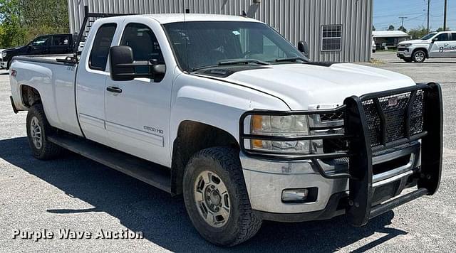 Image of Chevrolet 2500HD equipment image 2