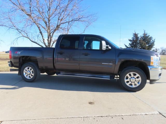 Image of Chevrolet 2500HD equipment image 4