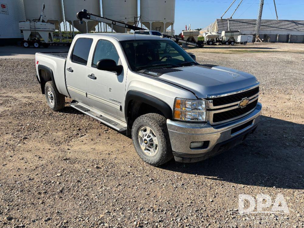 Image of Chevrolet 2500HD Primary image