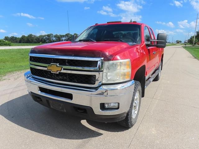Image of Chevrolet 2500HD equipment image 1