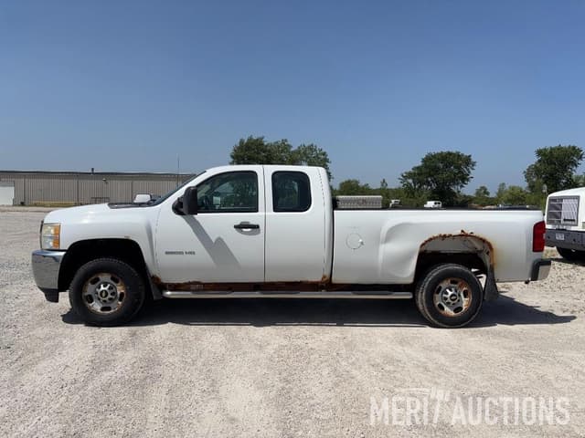 Image of Chevrolet 2500HD equipment image 1