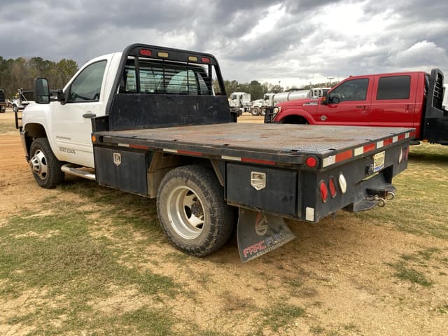 Image of Chevrolet 3500 equipment image 1