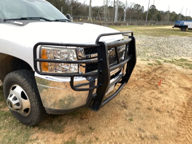 Image of Chevrolet 3500 equipment image 4