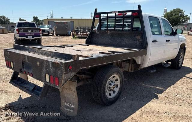 Image of Chevrolet 3500HD equipment image 4