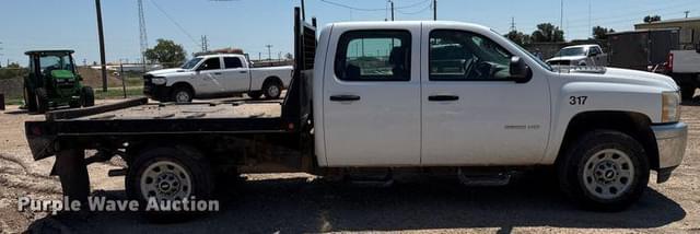 Image of Chevrolet 3500HD equipment image 3