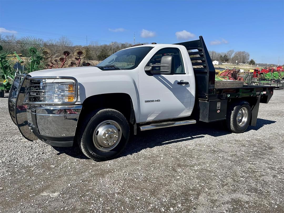 Image of Chevrolet 3500HD Primary image