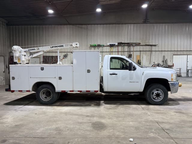 Image of Chevrolet 3500HD equipment image 1