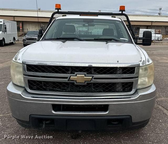 Image of Chevrolet 3500HD equipment image 1