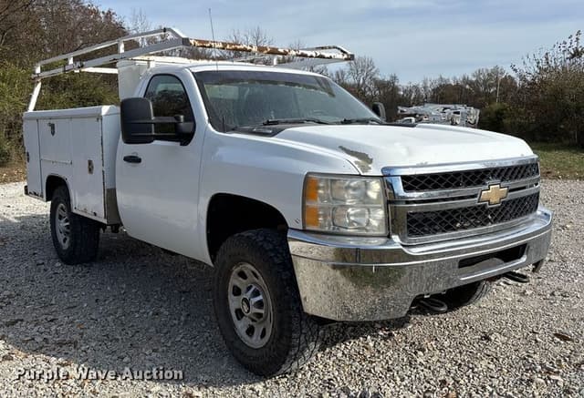 Image of Chevrolet 3500HD equipment image 2