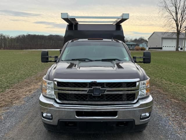 Image of Chevrolet Silverado equipment image 4