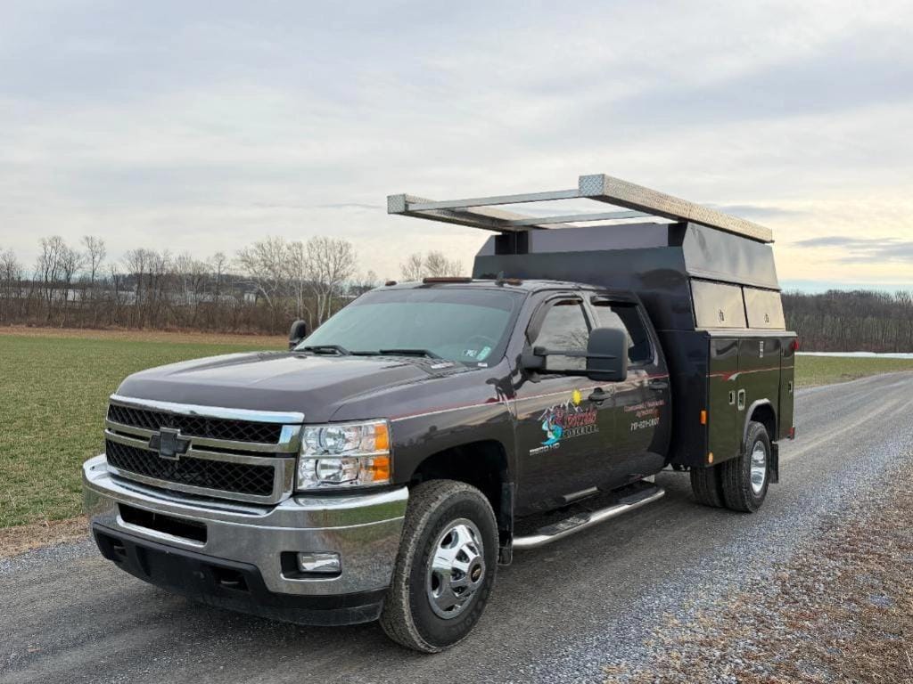 2011 Chevrolet Silverado Equipment Image0
