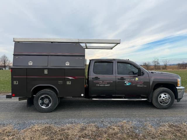 Image of Chevrolet Silverado equipment image 3