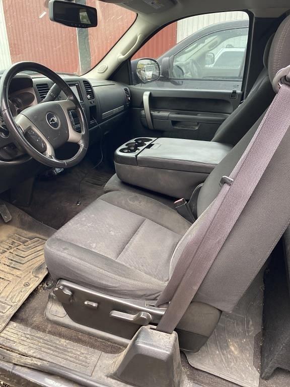 Image of Chevrolet 1500 equipment image 4