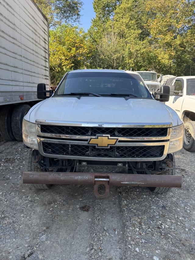 Image of Chevrolet 2500HD equipment image 1