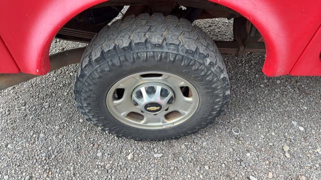 Image of Chevrolet 2500 equipment image 4