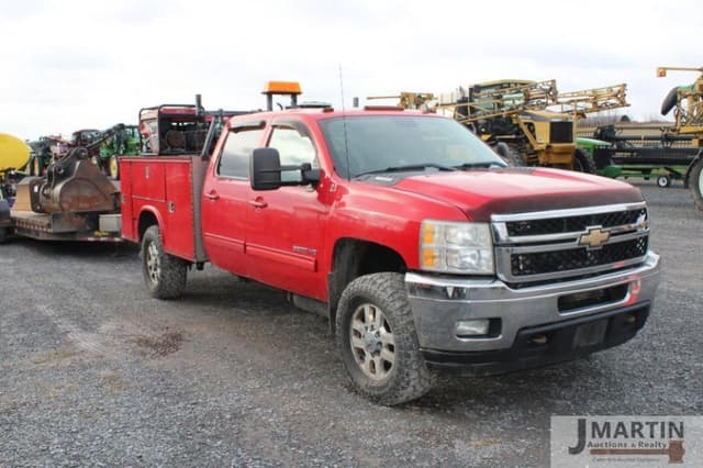 Image of Chevrolet 3500HD equipment image 1