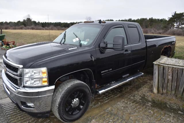 Image of Chevrolet 2500HD equipment image 1