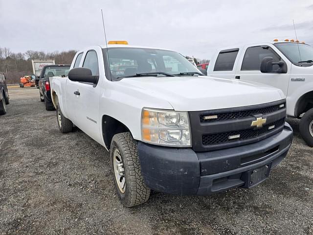 Image of Chevrolet 1500 equipment image 2