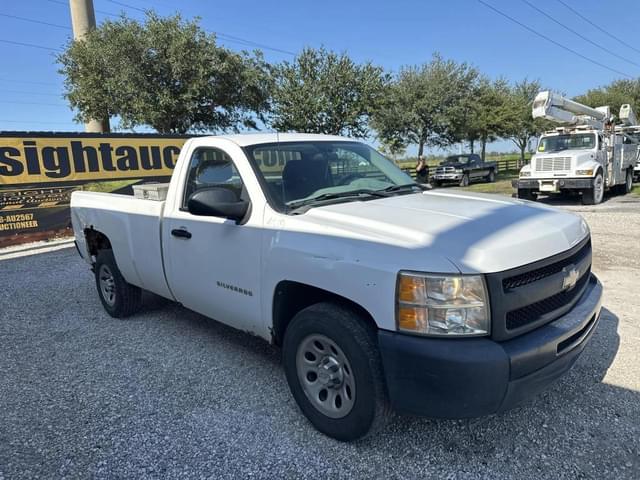 Image of Chevrolet 1500 equipment image 3