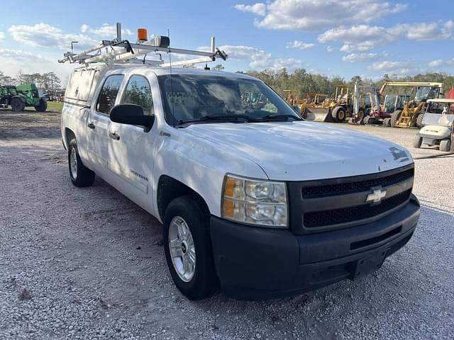Image of Chevrolet 1500 equipment image 3