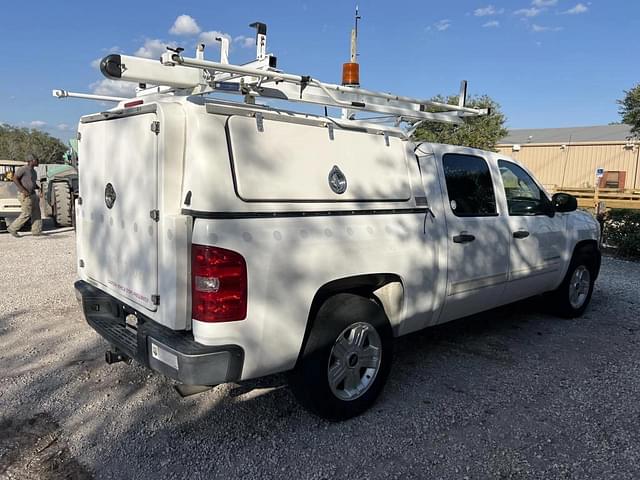 Image of Chevrolet 1500 equipment image 2