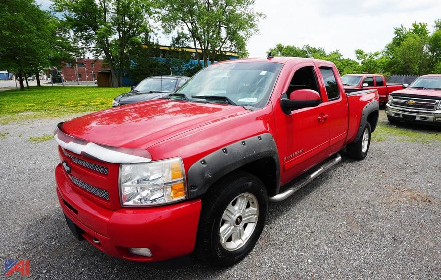 2011 Chevrolet Z71 Equipment Image0