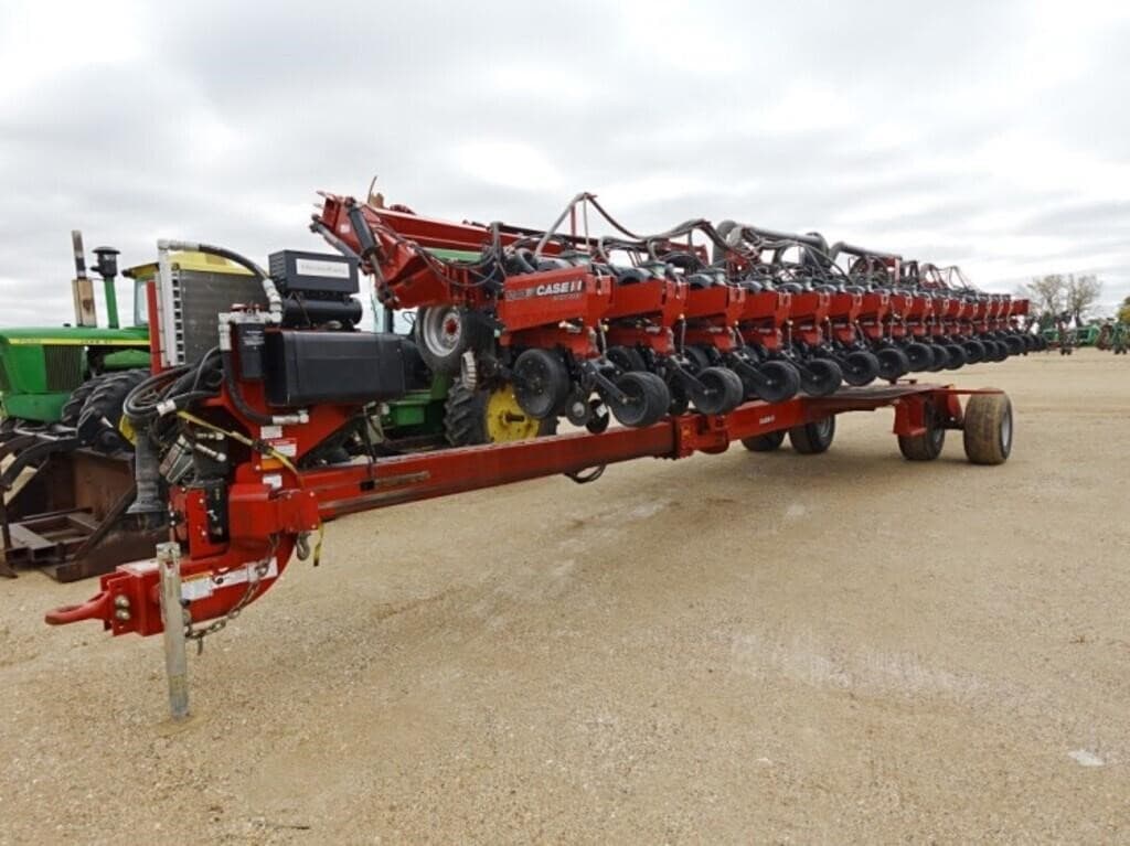 Image of Case IH 1240 Primary image