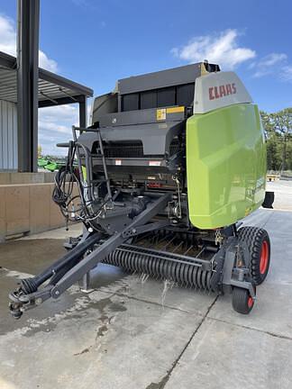 Image of CLAAS Variant 380 equipment image 2