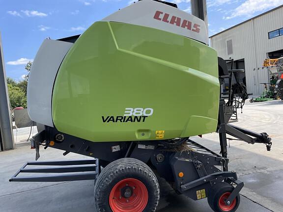 Image of CLAAS Variant 380 equipment image 4