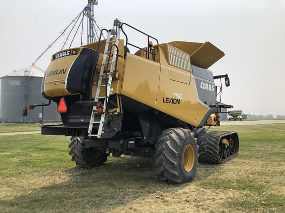 Image of CLAAS LEXION 750TT equipment image 4