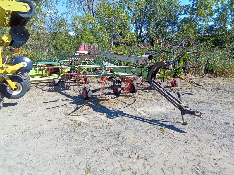 2011 CLAAS Liner 750 Equipment Image0