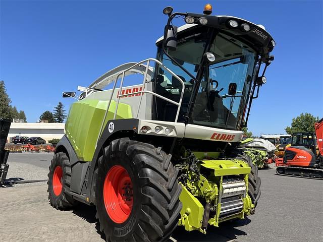 Image of CLAAS Jaguar 930 equipment image 4