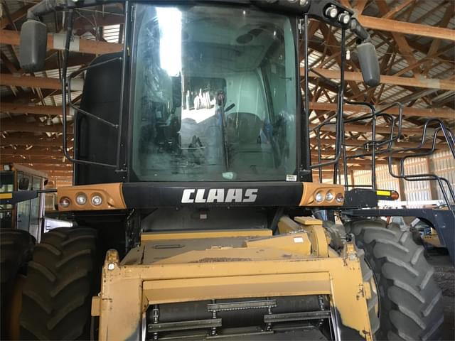 Image of CLAAS LEXION 750 equipment image 3