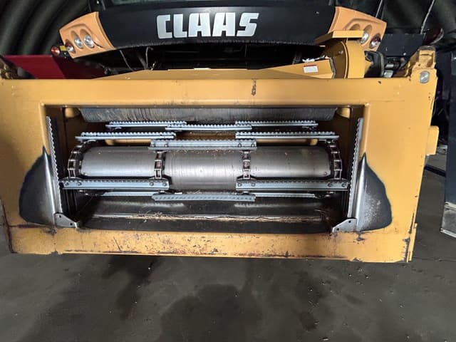 Image of CLAAS LEXION 750 equipment image 2