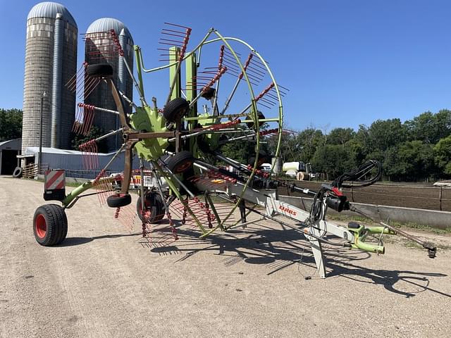 Image of CLAAS Liner 2900 equipment image 2