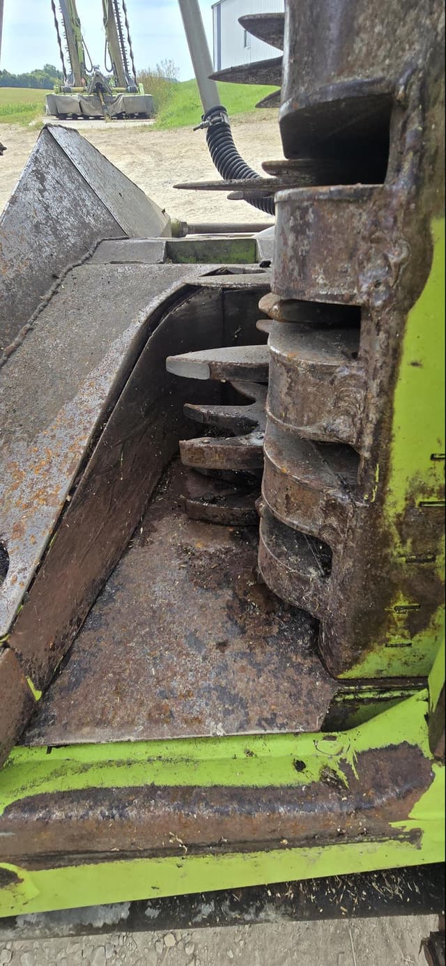 Image of CLAAS Orbis 600 equipment image 4