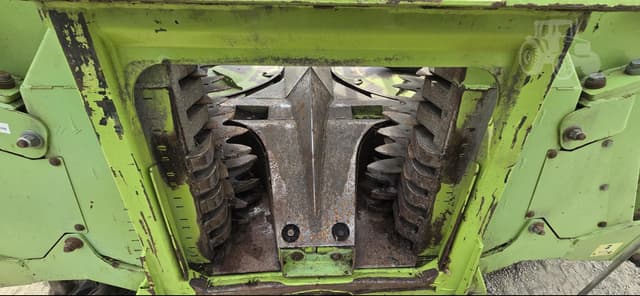 Image of CLAAS Orbis 600 equipment image 3