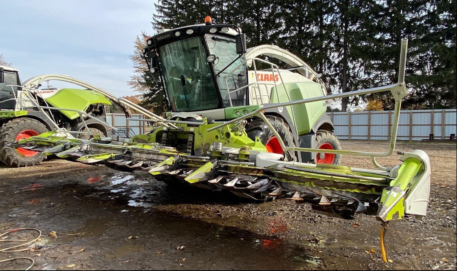 2011 CLAAS Orbis 900 Equipment Image0