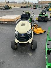 Main image Cub Cadet 1050 4