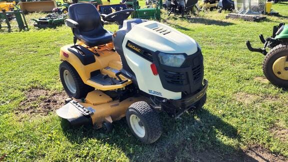 Main image Cub Cadet GT 2000