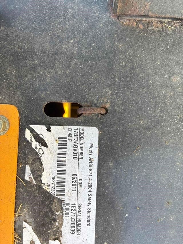 Image of Cub Cadet Z-Force equipment image 1