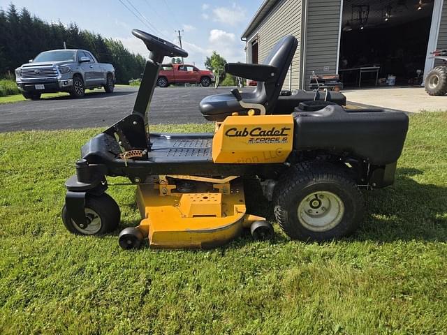 Image of Cub Cadet Z-Force S48 equipment image 3
