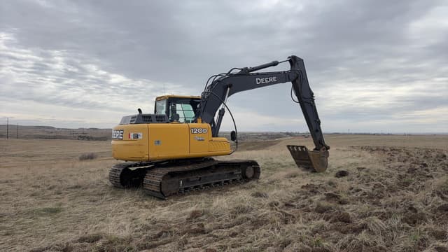 Image of John Deere 120D equipment image 1