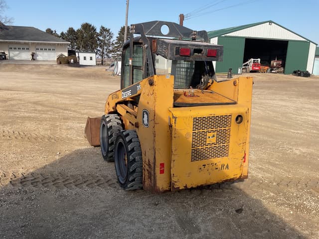 Image of John Deere 315 equipment image 2