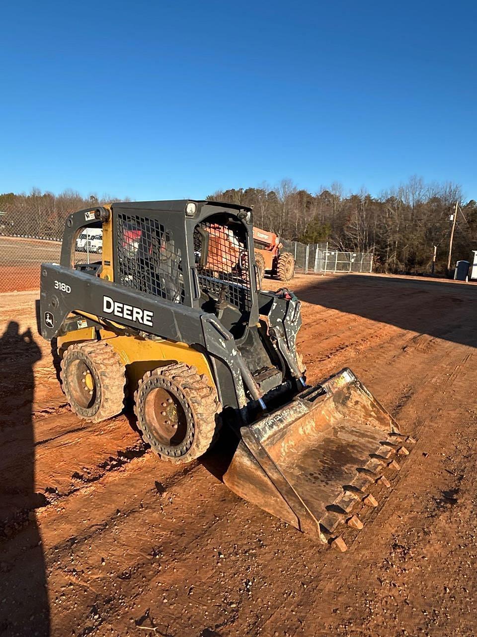 Image of John Deere 318D Primary image