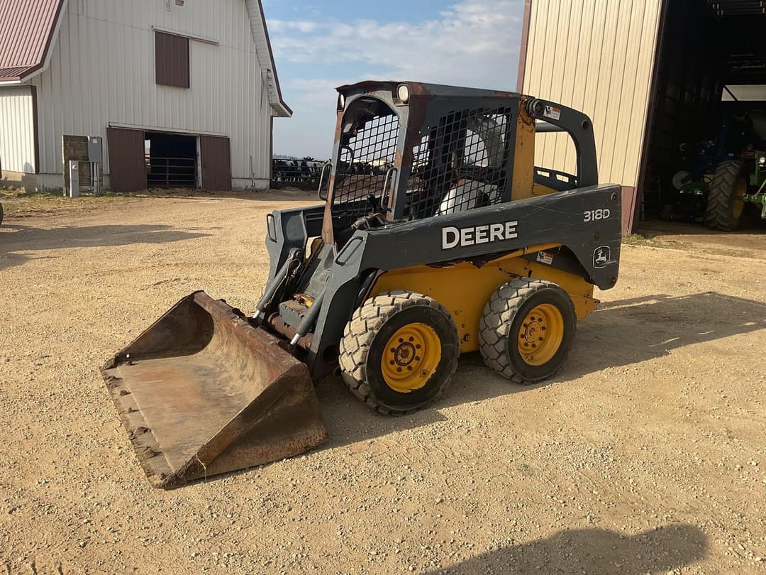 Image of John Deere 318D Primary image