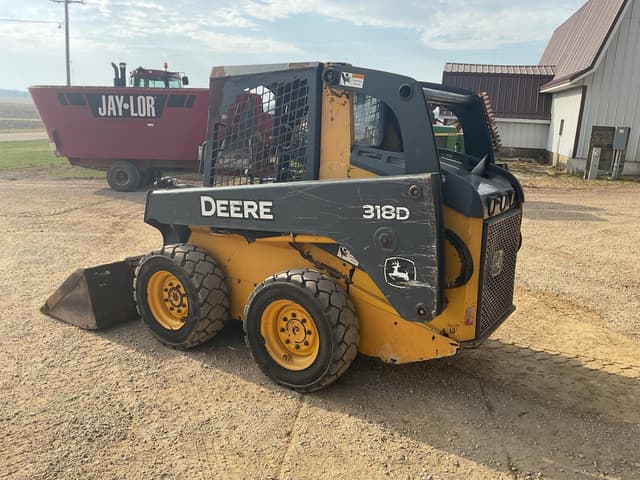 Image of John Deere 318D equipment image 4
